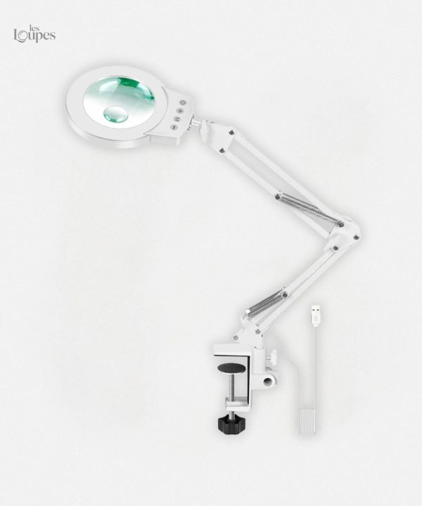 lampe-loupe-professionnelle-esthetique-1 Lampe loupe professionnelle pour esthétisme et précision