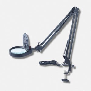 Lampe loupe sur pied pour un éclairage précis et agrandi