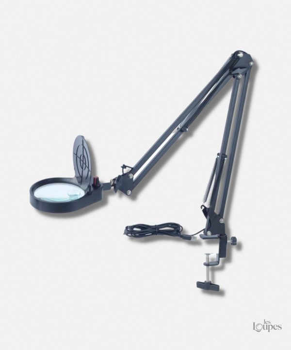 lampe-loupe-sur-pied-1 Lampe loupe sur pied pour un éclairage précis et agrandi