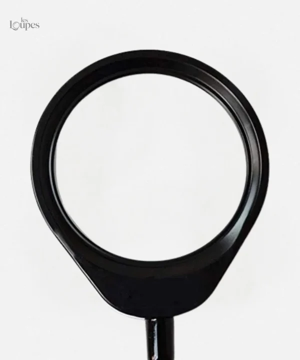 Outil d'éclairage et de magnification sur support stable