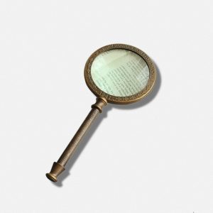 Loupe ancienne en métal, pièce d'histoire unique