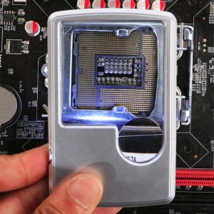 Loupe compacte éclairée, idéale pour la lecture et les détails