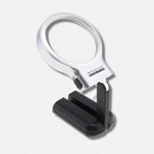 Loupe de lecture x5 pour une vision améliorée des textes