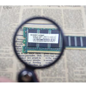 Loupe pliante portable idéale pour une vision agrandie en déplacement