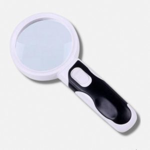 Loupe de poche pour une vision claire et agrandie
