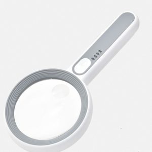 Loupe de poche avec éclairage LED intégré