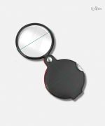 Petite loupe de poche pour une vision agrandie pratique
