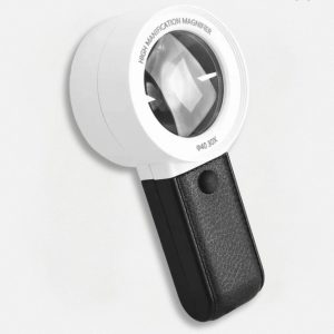 Petite loupe de poche avec éclairage intégré