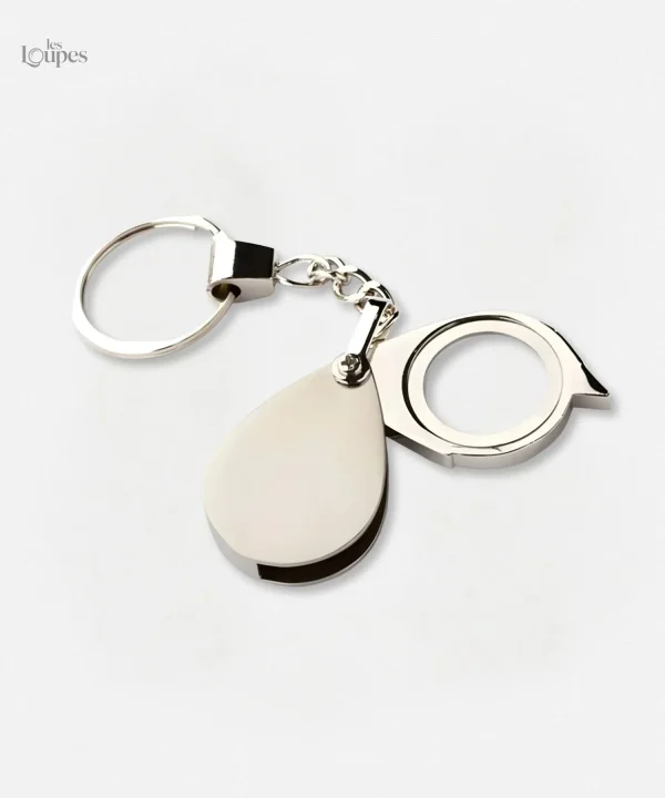 porte-cle-loupe-1 Porte-clé loupe compacte pour une utilisation pratique